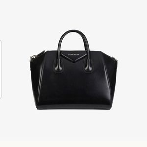 Givenchy Medium Black Antigona Calf Leather Purse